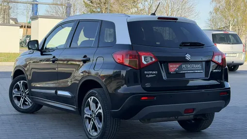 SUZUKI Vitara -