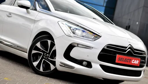 CITROEN DS5 -