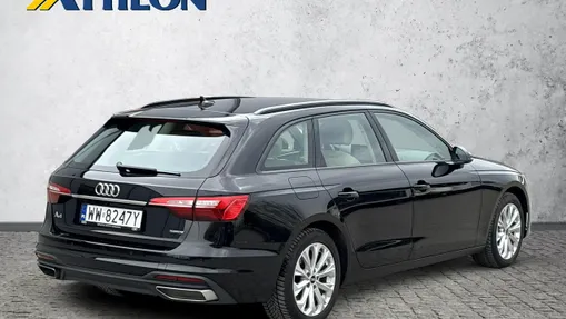 AUDI A4 -