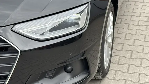 AUDI A4 -