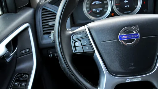 VOLVO XC60 -