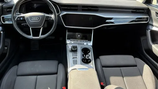 AUDI A6 -