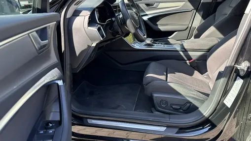 AUDI A6 -