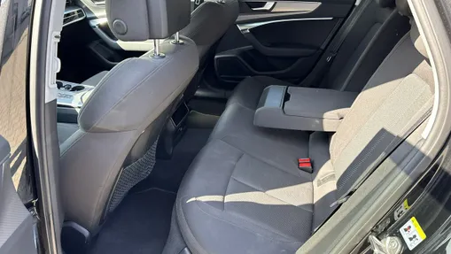 AUDI A6 -