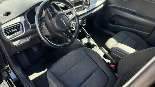 KIA Rio -