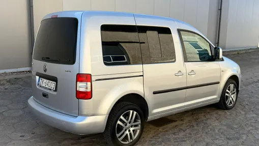 VOLKSWAGEN Caddy -