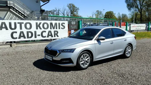 SKODA Octavia -
