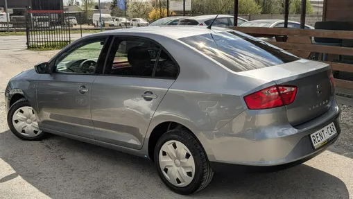 SEAT Toledo -