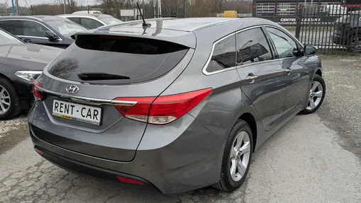 HYUNDAI i40 -
