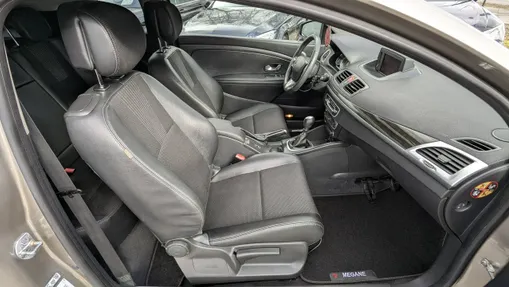 RENAULT Megane -
