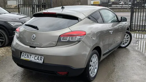RENAULT Megane -