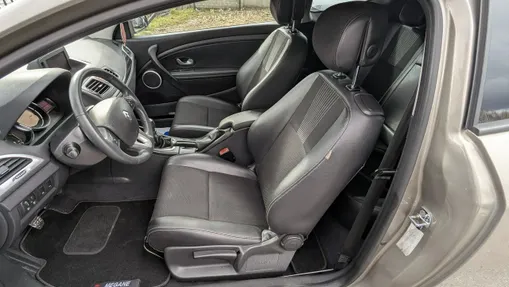 RENAULT Megane -