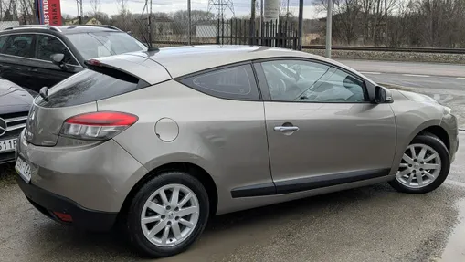 RENAULT Megane -