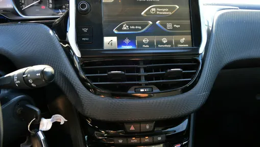 PEUGEOT 2008 -