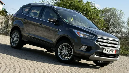 FORD Kuga -