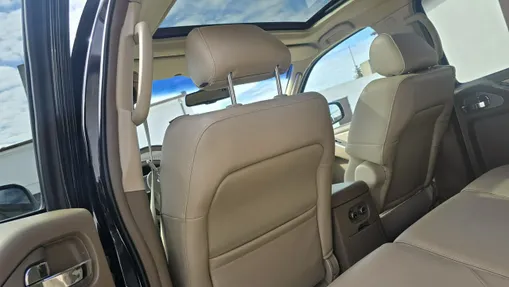 NISSAN Pathfinder -