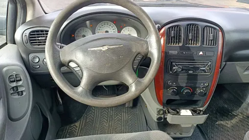 CHRYSLER Town & Country -