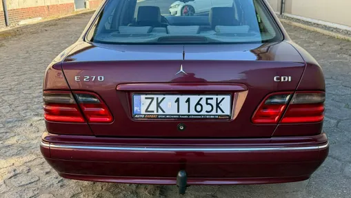 MERCEDES-BENZ E Klasa -