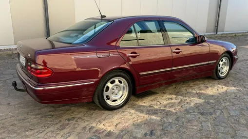 MERCEDES-BENZ E Klasa -