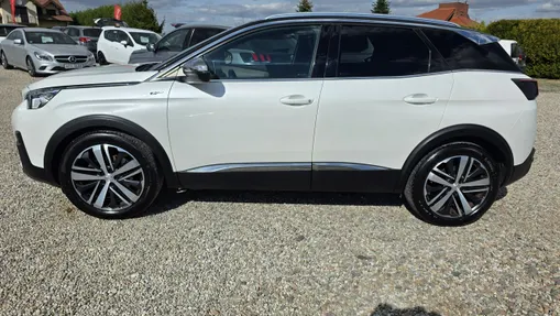 PEUGEOT 3008 -
