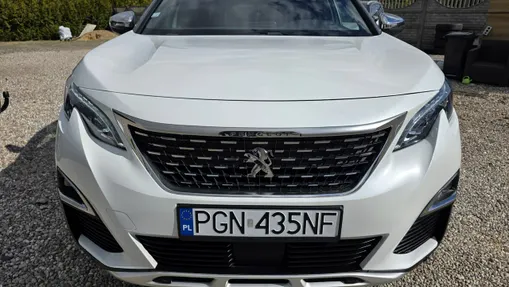PEUGEOT 3008 -