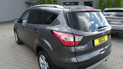 FORD Kuga -