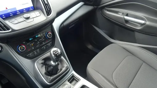 FORD Kuga -