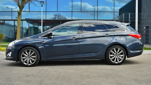 HYUNDAI i40 -