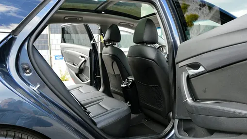 HYUNDAI i40 -