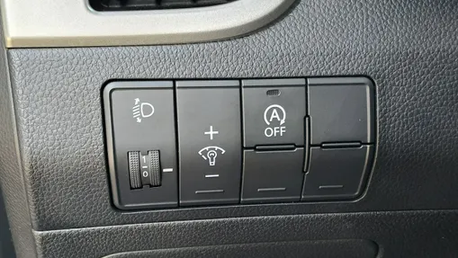 HYUNDAI i30 -