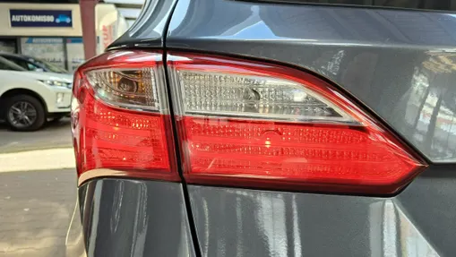 HYUNDAI i30 -