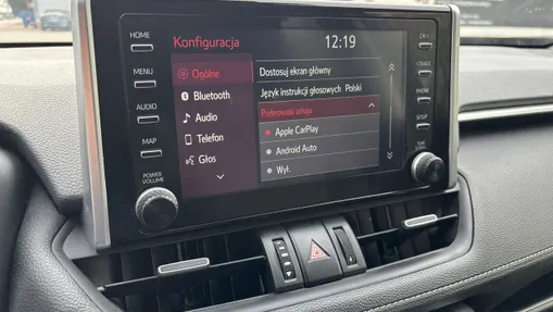 TOYOTA RAV4 -