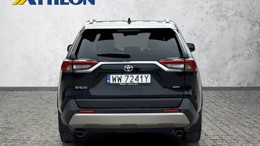 TOYOTA RAV4 -