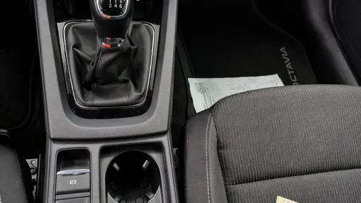 SKODA Octavia -