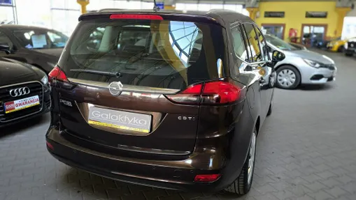 OPEL Zafira -