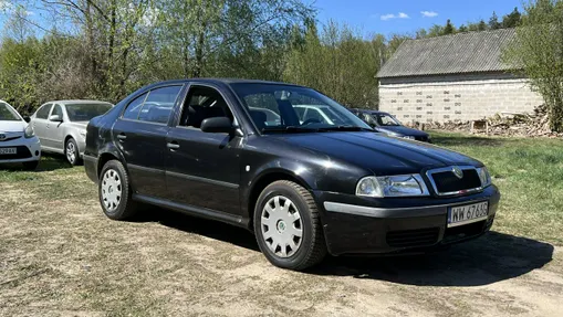 SKODA Octavia -