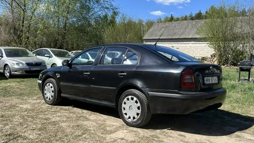 SKODA Octavia -