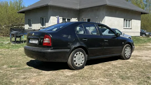 SKODA Octavia -