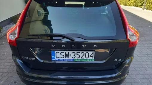 VOLVO XC60 -