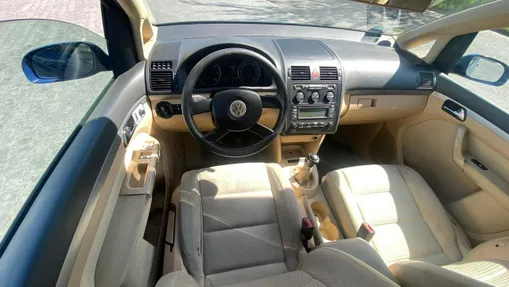 VOLKSWAGEN Touran -