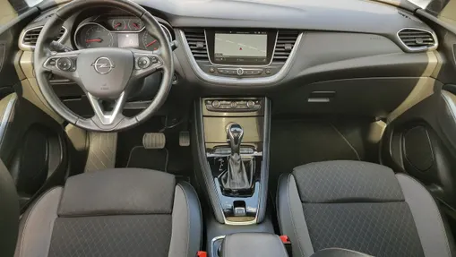 OPEL Grandland X -
