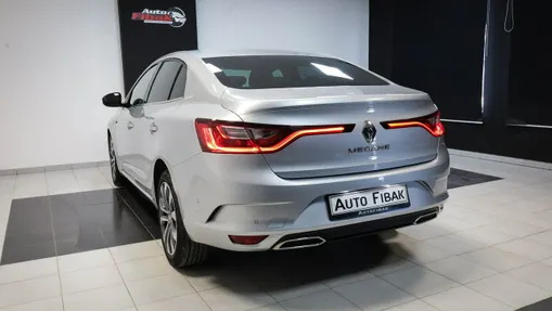 RENAULT Megane -