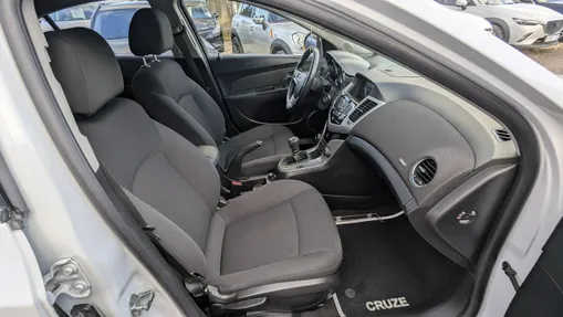 CHEVROLET Cruze -