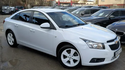 CHEVROLET Cruze -