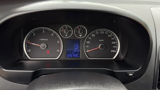 HYUNDAI i30 -