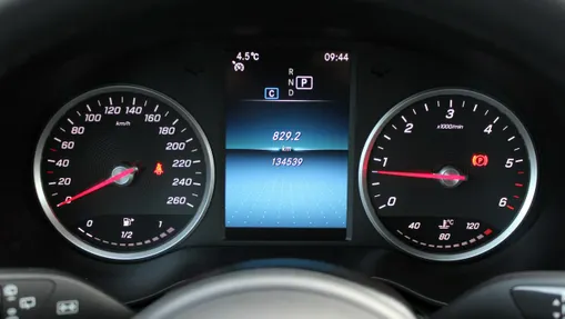 MERCEDES-BENZ C Klasa -