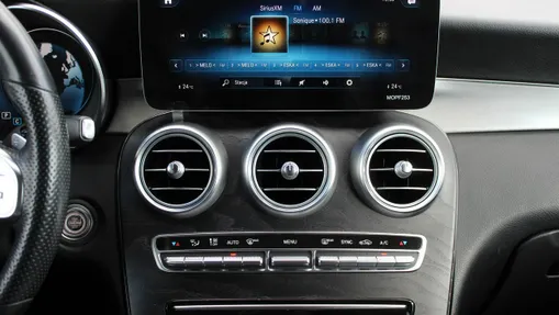 MERCEDES-BENZ GLC -