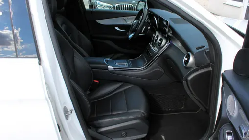 MERCEDES-BENZ GLC -