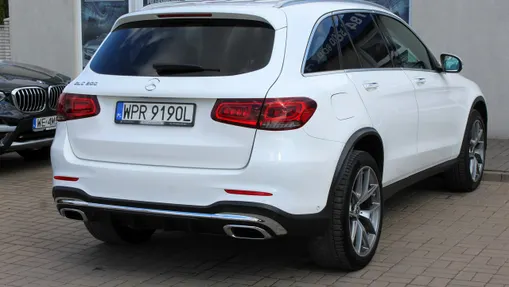 MERCEDES-BENZ GLC -