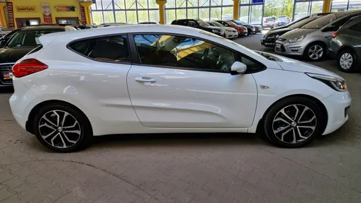 KIA Cee'd -